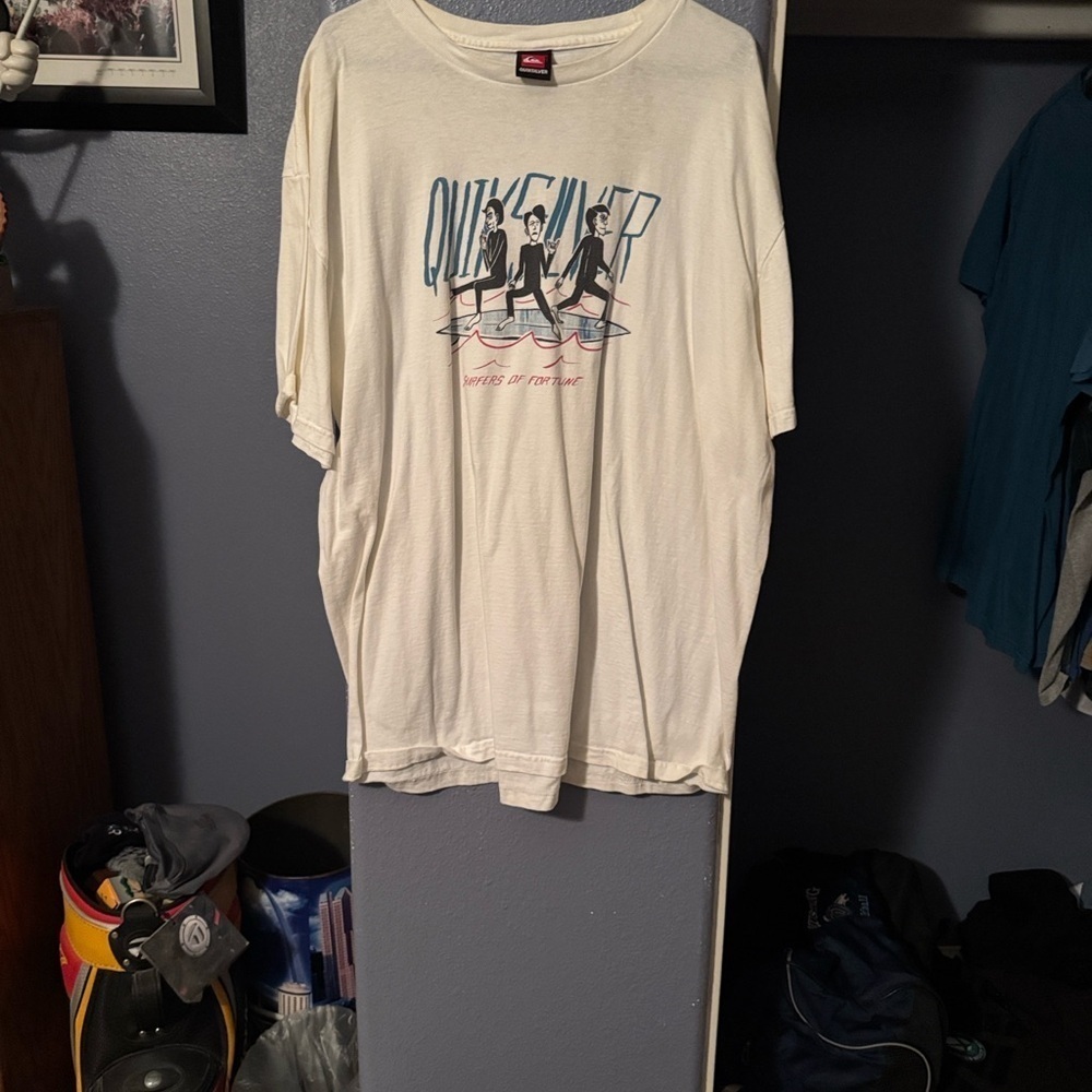 Quiksilver Cream Graphic Tee